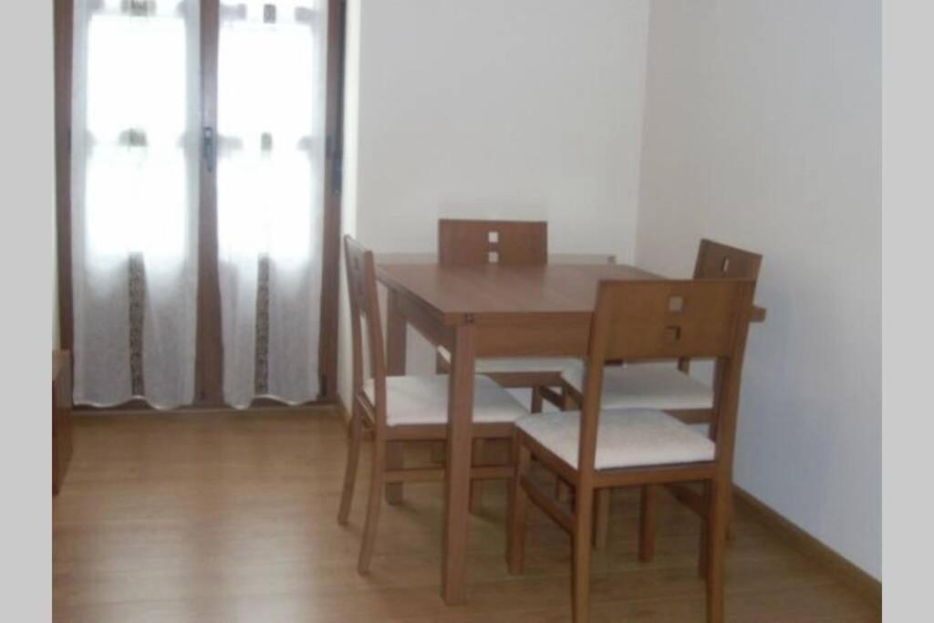 Apartamentosarturo Llanes Laplaza 2ºc 外观 照片